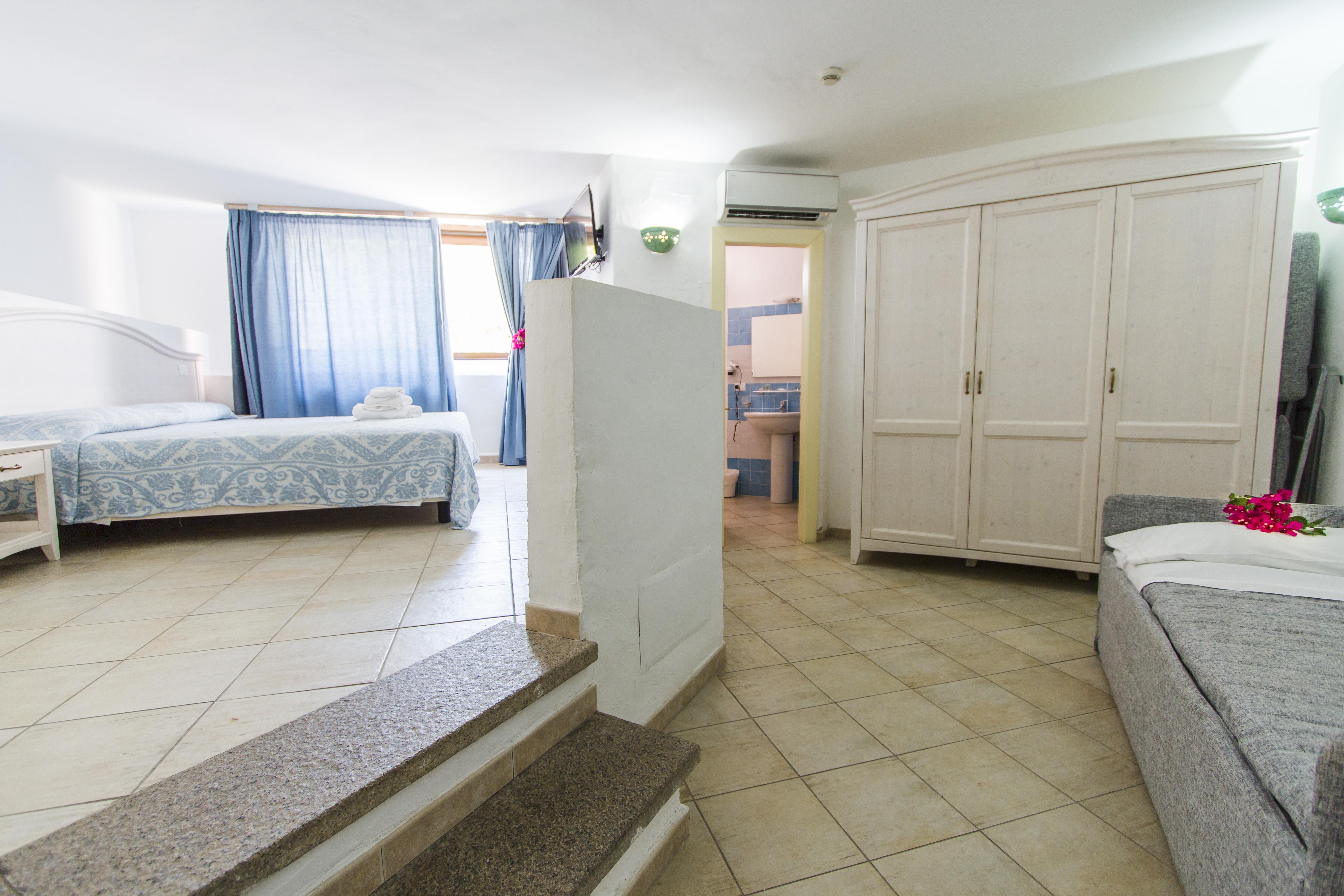 Hotel Li Graniti 바야사드리니아 외부 사진